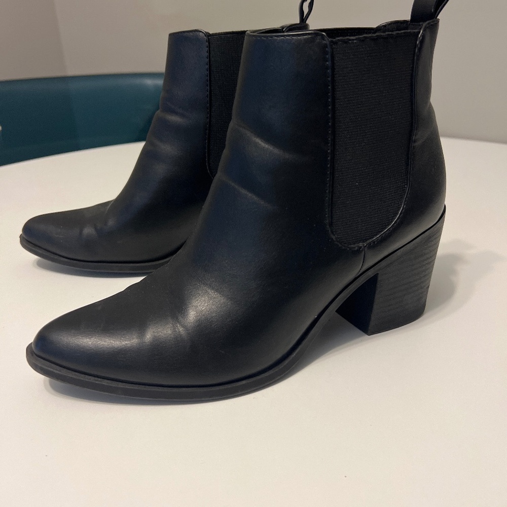 Ankle booties
